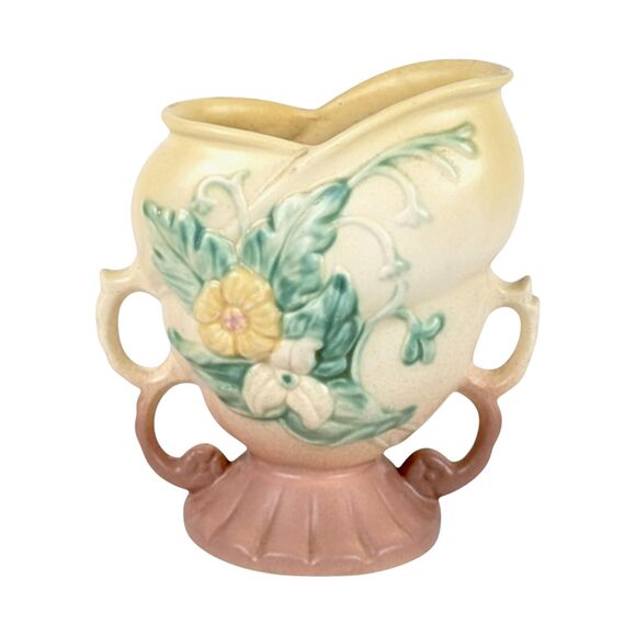 Vintage Hull Pottery Vase: Yellow Wildflower Art Pottery, 1940s - Picture 7 of 7